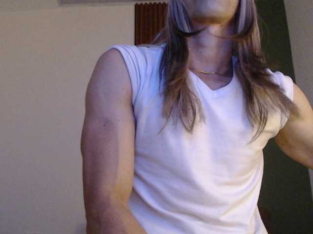 Live sex webcam photo for jeanys-sneider #290407019