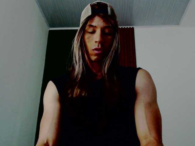 Live sex webcam photo for jeanys-sneider #290451375