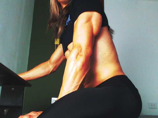 Live sex webcam photo for jeanys-sneider #290881009