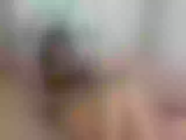 Live sex webcam photo for jeen-taylor1 #291462830