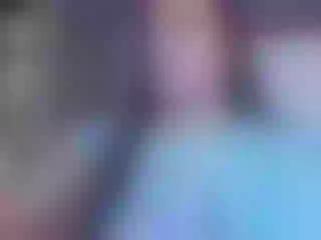 Live sex webcam photo for jeen-taylor1 #291890940