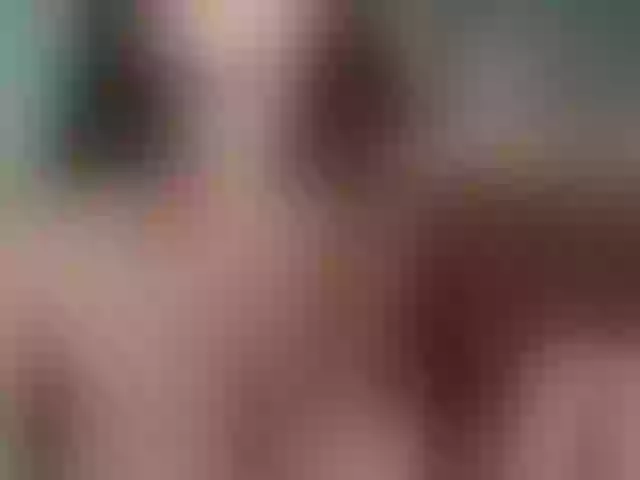 Live sex webcam photo for jeenn3 #273780340