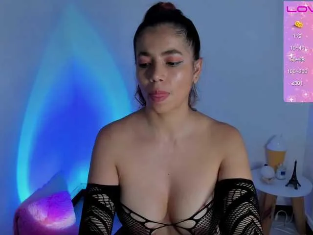 Live sex webcam photo for jeenn3 #275853792