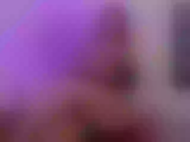 Live sex webcam photo for jeenn3 #277463396