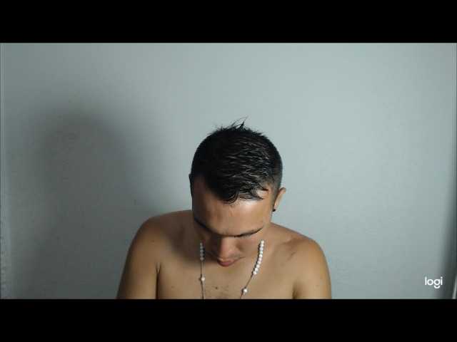 Live sex webcam photo for jeiik11 #277360447