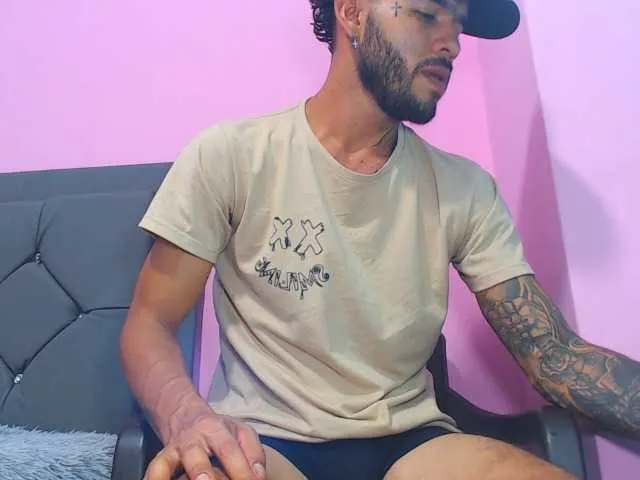 Live sex webcam photo for jeilerth #277218611