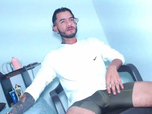 Live sex webcam photo for jeilerth #277391397