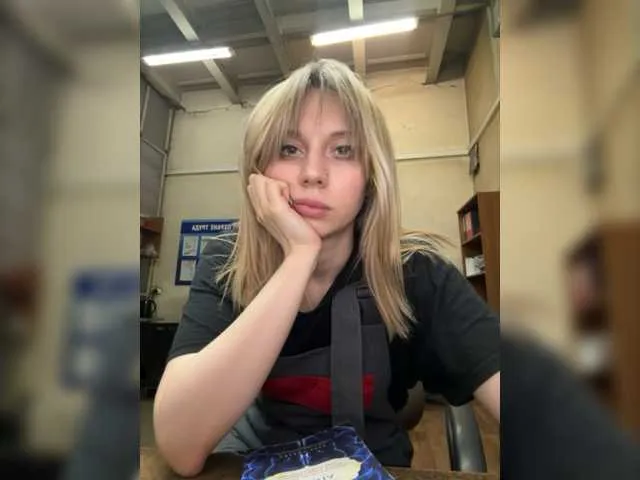 Live sex webcam photo for jellyPriestess #278130273