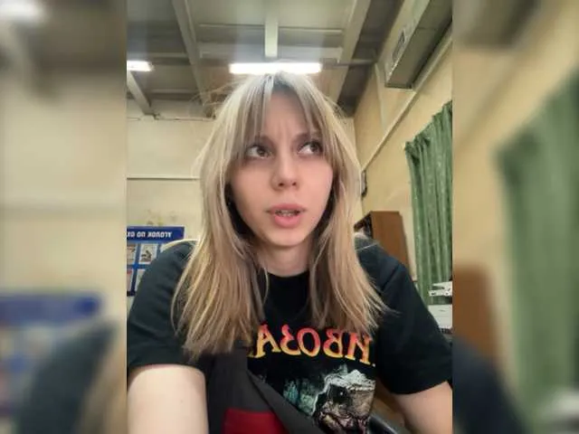 Live sex webcam photo for jellyPriestess #278155942