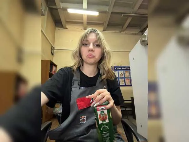 Live sex webcam photo for jellyPriestess #278233957