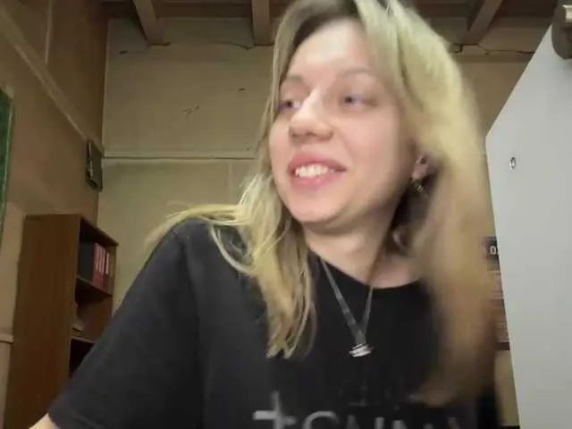 Live sex webcam photo for jellyPriestess #289452567