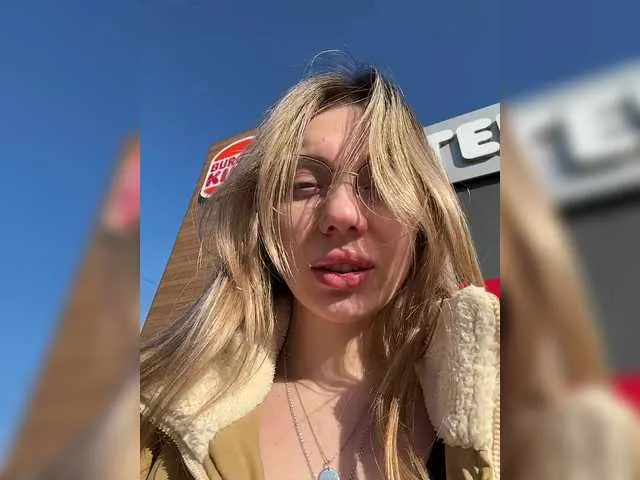 Live sex webcam photo for jellyPriestess #290495099