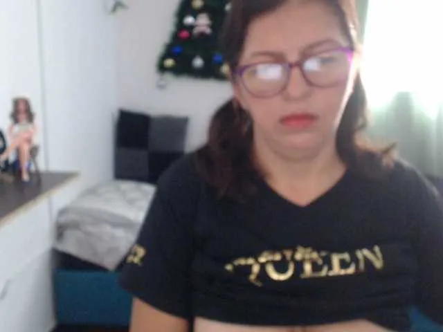 Live sex webcam photo for jellyfishhot #277071632