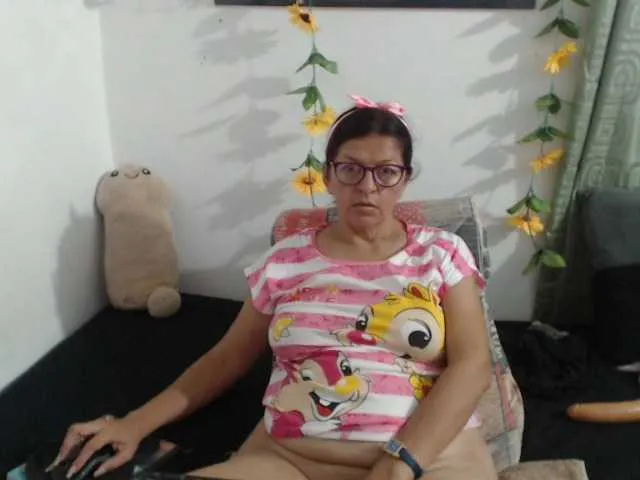 Live sex webcam photo for jellyfishhot #277720103