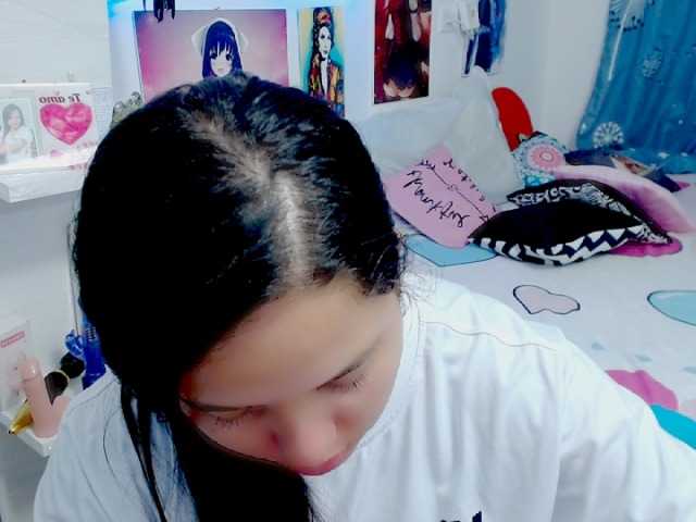 Live sex webcam photo for jelomees-e #274407729