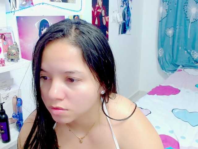 Live sex webcam photo for jelomees-e #274458357