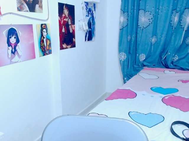 Live sex webcam photo for jelomees-e #274477146