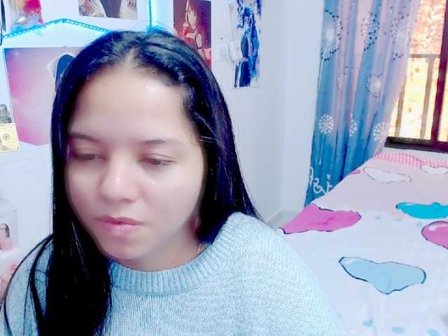 Live sex webcam photo for jelomees-e #274606281