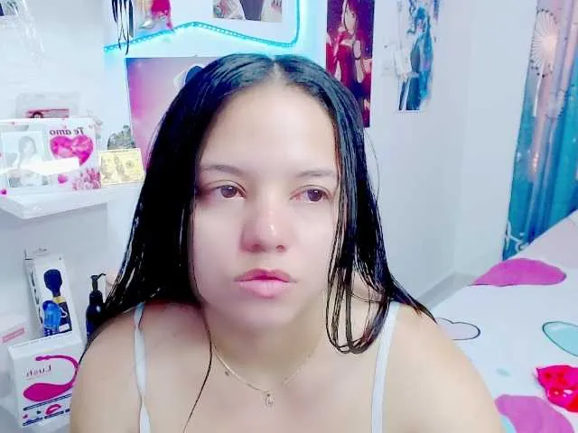 Live sex webcam photo for jelomees-e #274659821