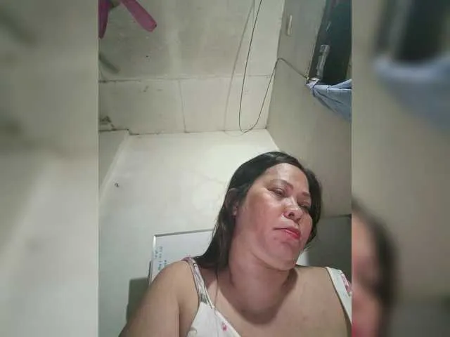 Live sex webcam photo for jelyn87 #290438943