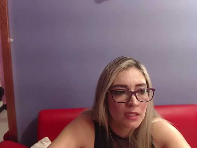 Live sex webcam photo for jeniferblanco #272210882