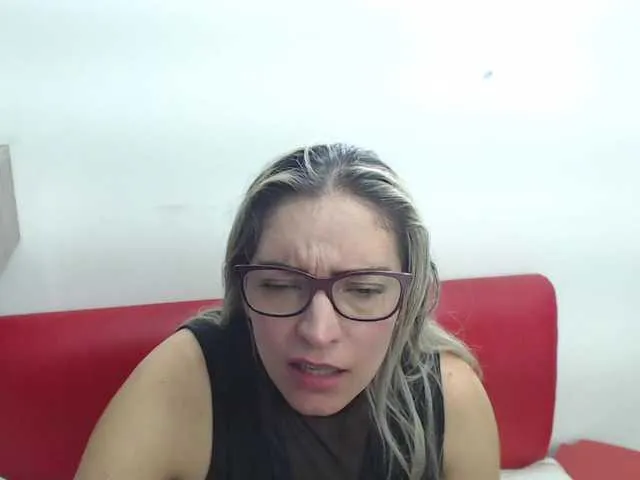 Live sex webcam photo for jeniferblanco #272580028