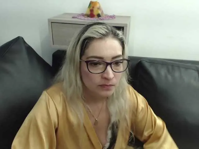Live sex webcam photo for jeniferblanco #273682290