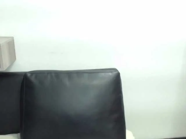 Live sex webcam photo for jeniferblanco #273694366
