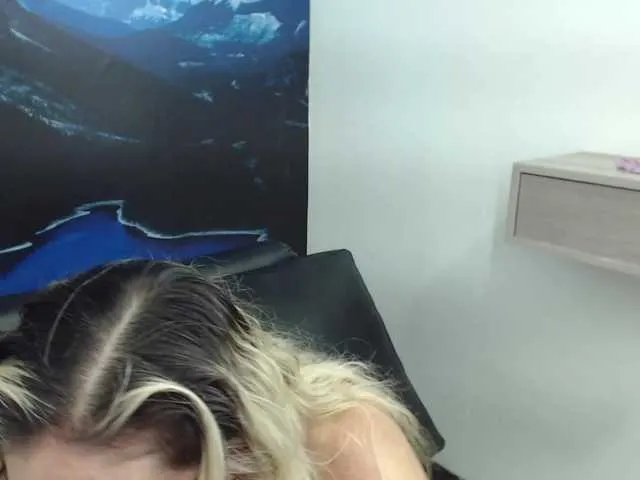 Live sex webcam photo for jeniferblanco #273926550
