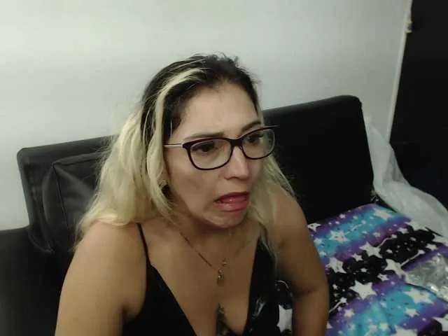 Live sex webcam photo for jeniferblanco #274499446