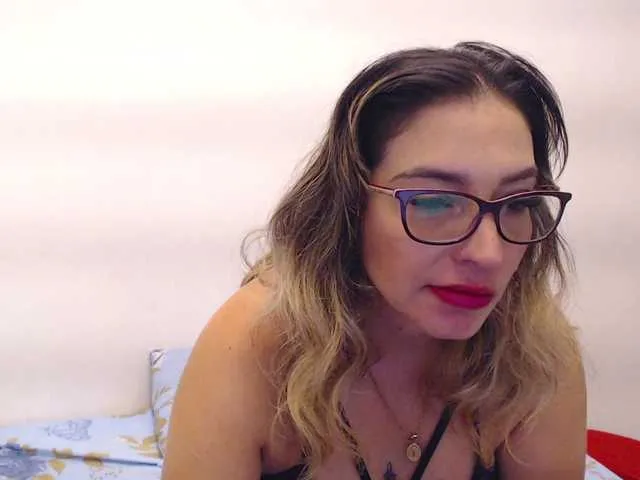 Live sex webcam photo for jeniferblanco #275555680