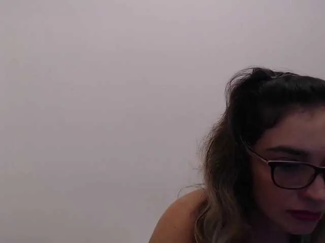Live sex webcam photo for jeniferblanco #275643495