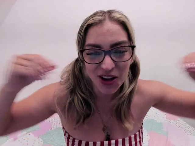 Live sex webcam photo for jeniferblanco #275986780