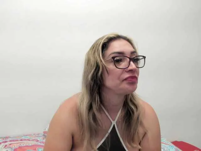 Live sex webcam photo for jeniferblanco #276155868
