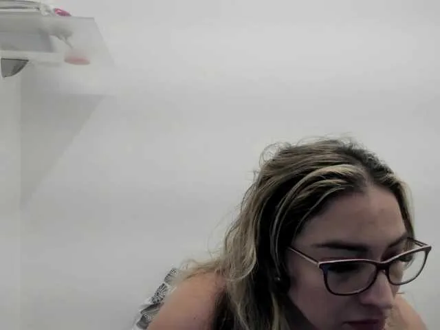 Live sex webcam photo for jeniferblanco #276264740