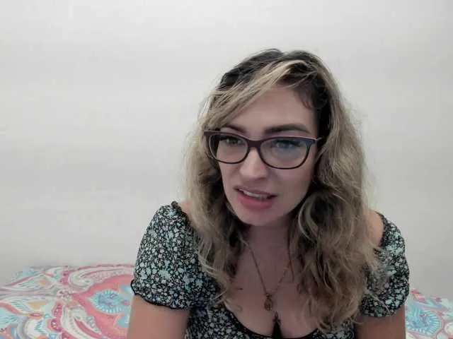 Live sex webcam photo for jeniferblanco #276478249