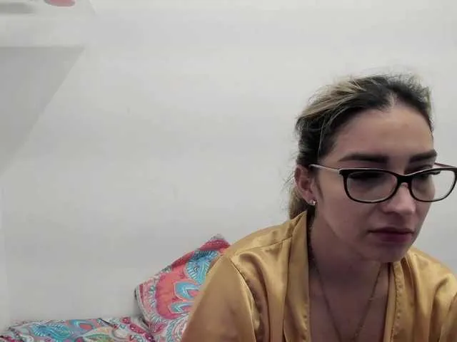Live sex webcam photo for jeniferblanco #276656469