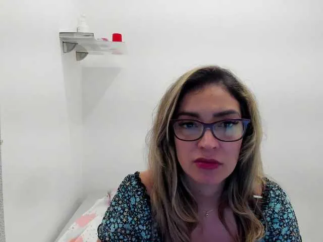 Live sex webcam photo for jeniferblanco #276788724