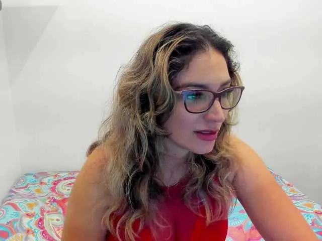 Live sex webcam photo for jeniferblanco #276875566