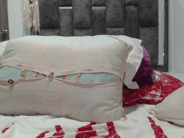 Live sex webcam photo for jenifersexy69 #276364551