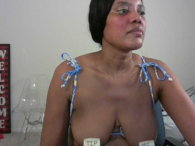 Live sex webcam photo for jenkini #277975881