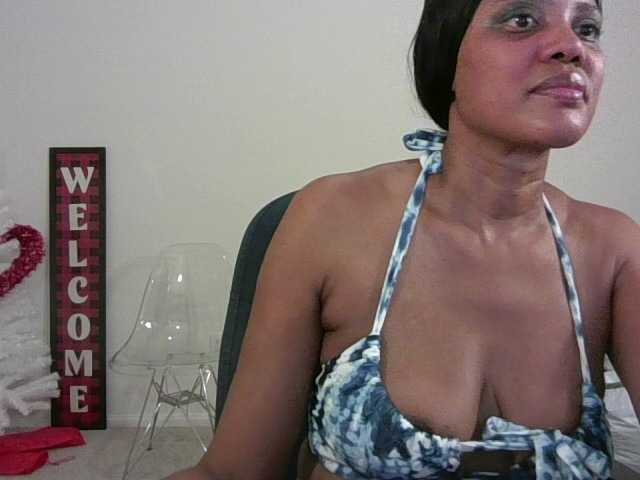 Live sex webcam photo for jenkini #277984546
