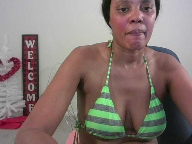 Live sex webcam photo for jenkini #278028872