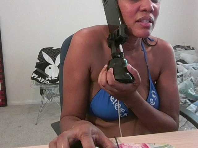 Live sex webcam photo for jenkini #287186219