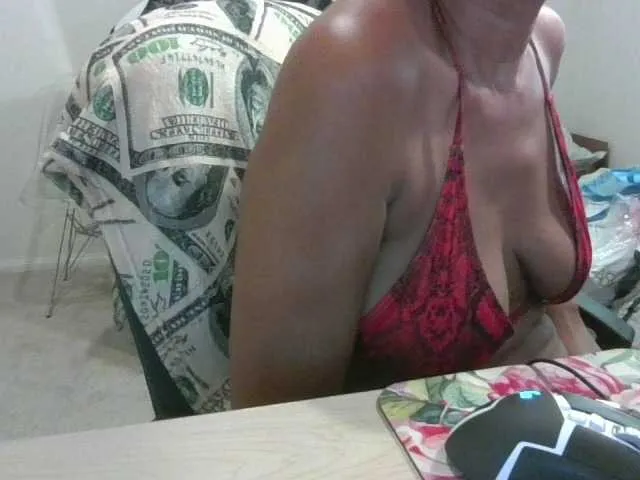 Live sex webcam photo for jenkini #289255956