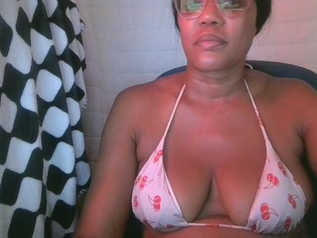 Live sex webcam photo for jenkini #294306249