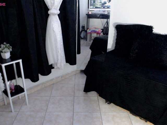 Live sex webcam photo for jenn-sexy #276288289