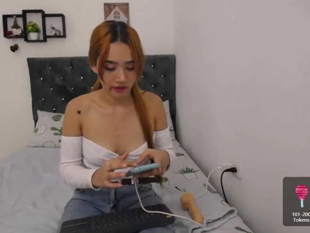 Live sex webcam photo for jennRodrigues #273071945