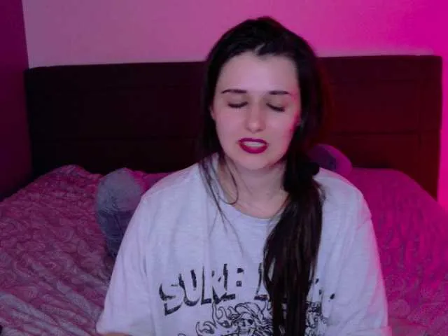 Live sex webcam photo for jennasxy19 #291456007