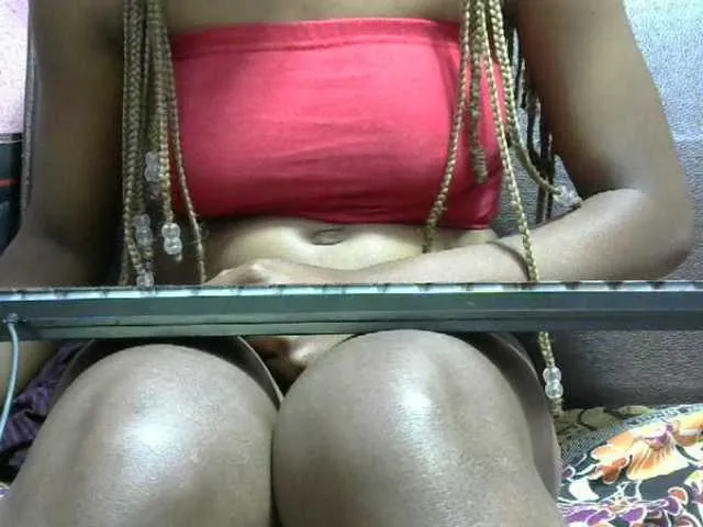 Live sex webcam photo for jenniella #291178597